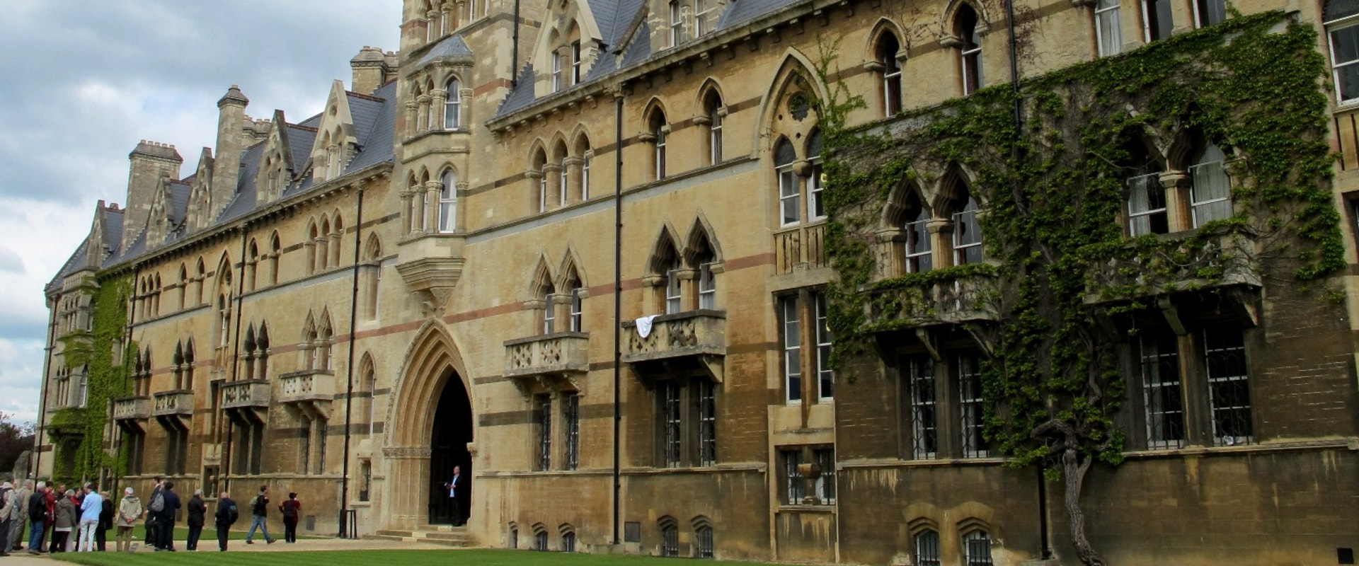 Conditions requises pour entrer à l'université Lewis : un guide complet