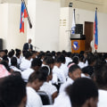 À combien s'élèvent les frais de scolarité à l'université Lewis ?