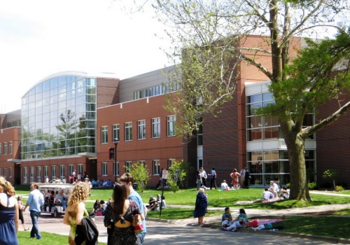 Quel est le taux d'acceptation à l'université Lewis ?